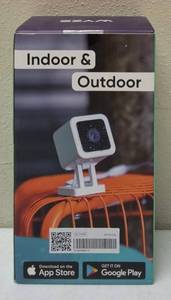 lot 19 image: WYZE   NEW  Cam v3 with Color Night Vision