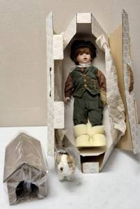 lot 78 image: Franklin Heirloom -  Matthew has a Dog & Doghouse - Part of the Coca Cola Series