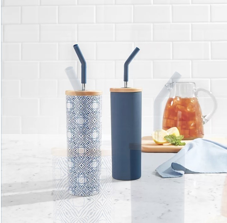 lot 271 image: NEW Members Mark 24-oz Stainless Steel Insulated Tumblers With Wood Lids And Stainless Steel Straws - Navy and Geo