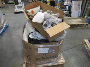 lot 109 image: Pallet of Store Overstock Store and Ecommerce Product and Returns
