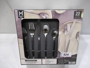 lot 324 image: NEW Members Mark Stainless Steel 20 Piece Flatware Set - Matte Stainless Steel