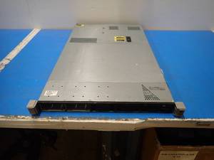 lot 31 image: HP&nbspProLiant DL360p Gen8 Server 