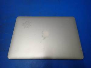 lot 45 image: Apple&nbspMacBook Air 7.2 A1466 Laptop &nbspINTEL CORE I5-5350U 1 Ghz  8GB DDR3 RAM  NO HD  13.3 screen with 1440 x 900 Resolution  NO IOS  Includes Charging Cable  keymarks on screen 