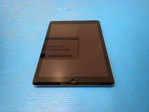 lot 56 image: Apple&nbspiPad Air 1st Gen A1474  16GB of storage  WIFI Only Model  Includes Charging Cable