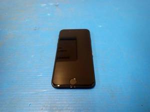 lot 67 image: Apple&nbspiPhone 7 A1660  32GB of storage  Cellular Carrier Unlocked  Includes Charging Cable  Light scratches on screen