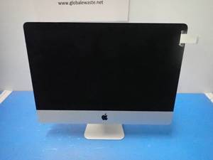 lot 11 image: Apple&nbspiMac 14,1 A1418 AIO PC &nbspINTEL(R) CORE(TM) I7-4770S CPU  3.10GHZ  16GB DDR3 SDRAM  1TB HDD  Includes IOS and power cable 