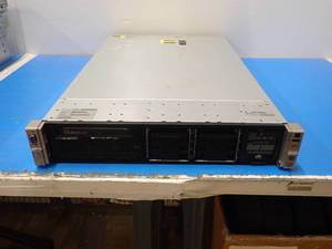 lot 25 image: HP ProLiant DL380p Gen8 Server 