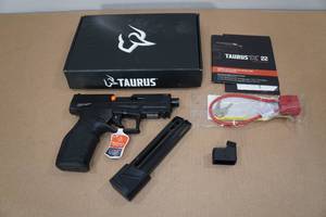 lot 1B image: NEW Taurus TX22 Gen 2 .22 LR Semi-Auto Pistol - 2 Magazines - Threaded Barrel