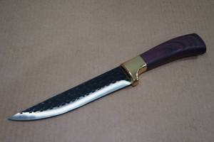 lot 11 image: 11 Boning Hunting Knife