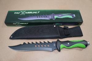 lot 12 image: Tac Assault Hunting Knife