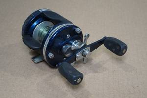 lot 63 image: Abu Garcia Ambassadeur 5600C4 Baitcaster Fishing Reel