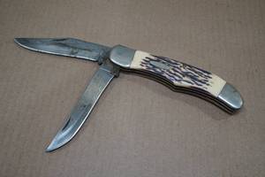 lot 74 image: Ka-Bar 1184 Folding Knife