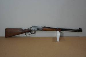 lot 1F image: 1941 Winchester Model 94 .30 WCF Lever Action Rifle