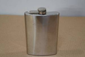 lot 103 image: Eddie Bauer 8oz Stainless Steel Flask