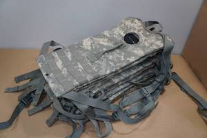 lot 176 image: 10 OCP Hydration System Carriers