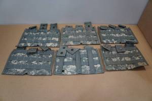 lot 180 image: 6 M4 Three Mag Side by Side Pouch