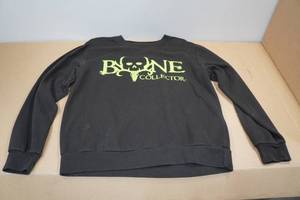 lot 182 image: Bone Collector Long Sleeve Shirt