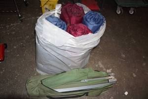 lot 194 image: 4 Sleeping Mats with Cot