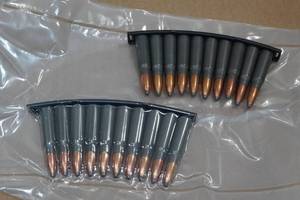 lot 272 image: 20 7.62 x 39mm SP Ammo on Stripper Clips