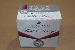 lot 302 image: 25 Federal Field & Range 12 Gauge 2-34 7-12 Shot Shotshells