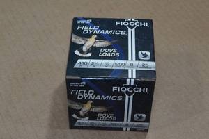 lot 319 image: 25 Fiocchi Dove Loads .410 Bore 2-12 8 Shot Shotshells