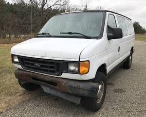 2003 Ford E350 Cargo Van