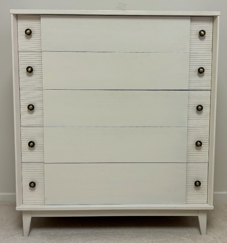 Tall Wooden Painted 5 Drawer Cream Dresser with Shutter Design with Brass  Hardware for Sale in Plymouth, MN | Online Auction | K-BID