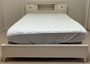 lot 5 image: Bedroom Headboard with Rails and Footboard  Cream Painted Wood and Brass Hardware