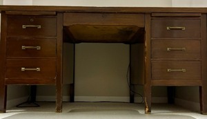 lot 68 image: Vintage Leopold Desk Company Brown Wooden Desk