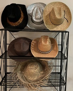 lot 164 image: Assorted Hats Including Sun Hats, Safari, Cowboy and More