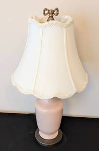 lot 81A image: Petite Vintage Pink Table Lamp