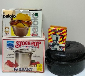 lot 176 image: Kitchen Goodies