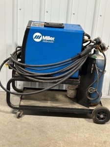lot 33 image: Miller 907049 MILLERMATIC 175 Mig Welder on Cart w Accessories