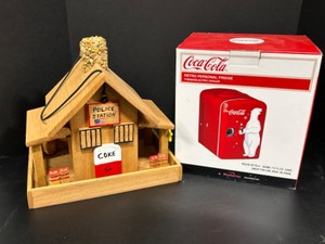 lot 63 image: Coke Anyone Coca-Cola Mini Fridge & Birdhouse Drug Store Serving Coke
