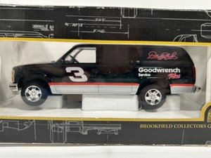 lot 185 image: Dale Earnhardt #3 Suburban Limited Edition Die Cast Brookfield Collectors Guild Mr. Goodwrench