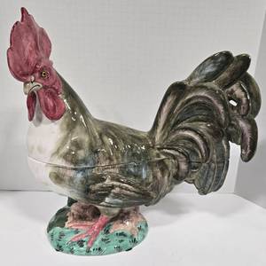 lot 28 image: Ceramic Rooster Soup Tureen from CAMPBELL MUSEUM - ITALY