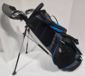 lot 175 image: US Kids Golf 5-Club Set wStand Bag 