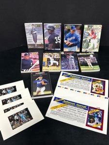 lot 140 image: Vintage BALLSTREET  RBI Collectible Magazines & Spec Cards