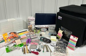 lot 171 image: SCRAPBOOK Supplies W Crop in Style Large Rolling Tote