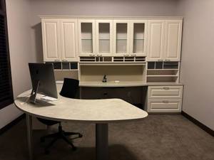 lot 331 image: Large White Home Office Cabinets and Desk Set