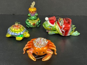 lot 267 image: Mercury Glass Sea Life Turtles, Frogs & Crabs Christmas Ornaments