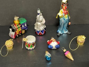 lot 271 image: Mercury Glass CLOWN Christmas Ornaments Plus a Train, Elephant, Drum, Russian Nesting Doll & More