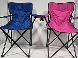 lot 311 image: Set of Dicks Sports Folding Arm Chairs
