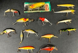 lot 317 image: Vintage Lot of Loose RAPALA, Garret & HEDDON Fishing Lures