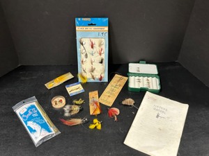 lot 330 image: Vintage FLY FISHING Lure Flies - Some Old Stock In Packaging, Grasshopper, Bee Chub, Hand Tied Flies & More