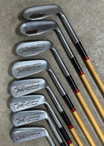 lot 362 image: Vintage 9 Piece Matching Spalding Kro Flite Robert Jones Iron Set 1-9