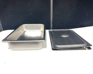 lot 337 image: 2 Stainless Steel Prep PansLids