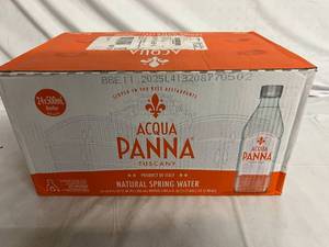 lot 41 image: 24ct Pack of Acqua Panna Natural Spring Water
