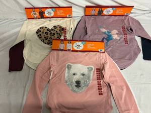 lot 53 image: 6 Members Mark Girls T-Shirts - Size 78