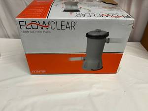 lot 10 image: Flow Clear-1,000gal Filter Pump